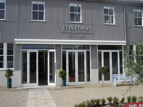 Sample Building Signage 的图像结果