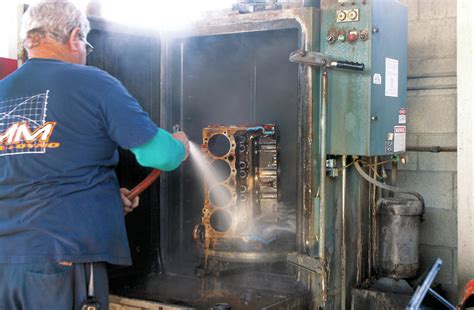 How to Clean Engine Block 的图像结果