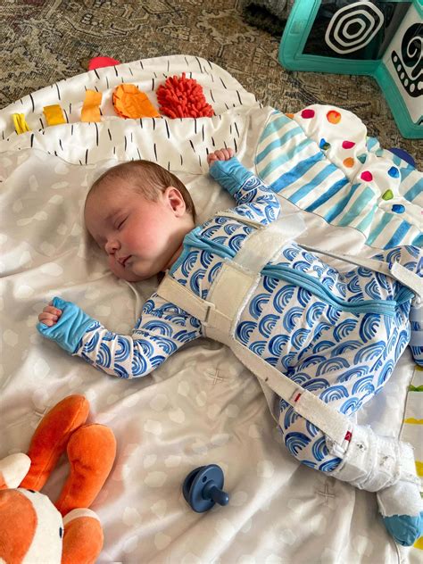 Tips for Infant Hip Dysplasia + The Pavlik Harness | The DIY Playbook