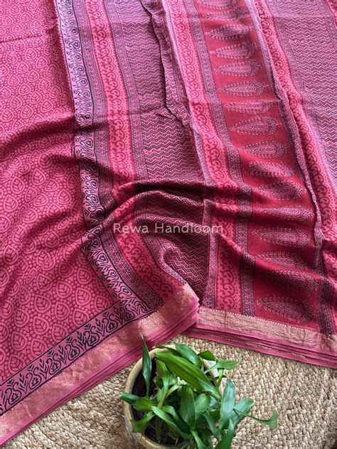 Buy Maheshwari Bagh Print Sarees online ~ Crafted by Rewa – Rewa Handloom