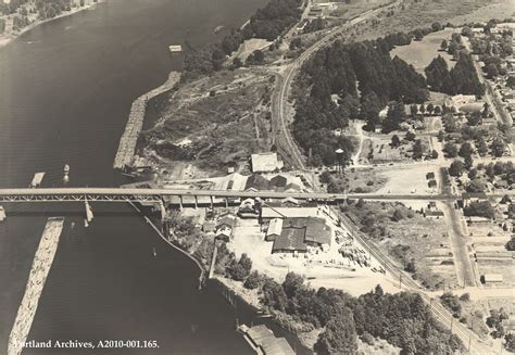 Sellwood Bridge | Vintage Portland