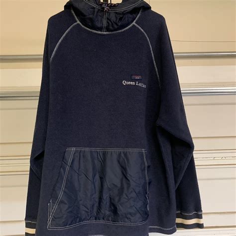 Tommy Hilfiger Men's Navy Hoodie | Depop