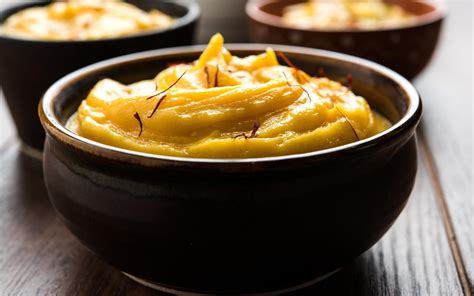 Gorge on flavourful Mango Shrikhand from these stores in Pune ...