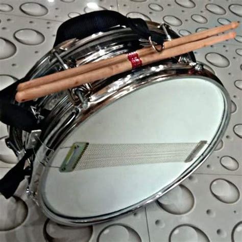 Blaze Music 14 inch x 5.5 inch snare drum in steel finish with chrome ...