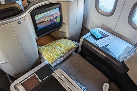 TAP Air Portugal business-class review of the A321LR long-haul - Travelzuma