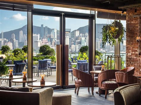 Red Sugar - cocktail bar at Kerry Hotel Hong Kong - Asia Bars & Restaurants