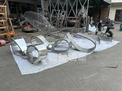 不锈钢雕塑制作工艺及其焊接注意事项-北京欧梦国际环境艺术有限公司