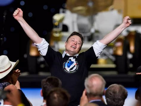 Why Exploding Rockets Couldn't Stop Elon Musk's Genius In 2020