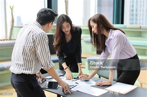 Collaborative Process 的图像结果