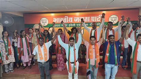 15 JD(U) panchayat members in Daman and Diu join BJP in fresh blow to ...