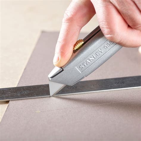 Stanley 99E Original Retractable Blade Knife c/w 3 Blades