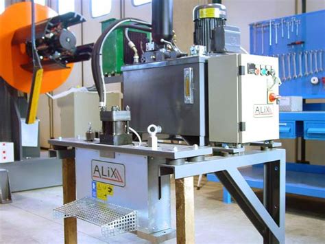 Shear and electro-hydraulic trim shearing machine - Alix Srl