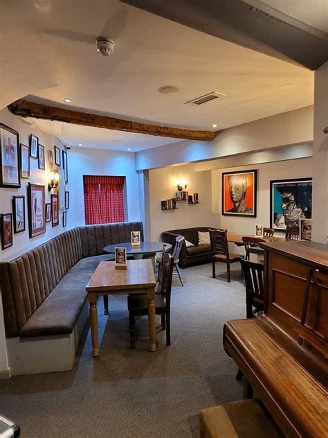 THE WHITE SWAN, Kineton - Menu, Prices & Restaurant Reviews - Tripadvisor