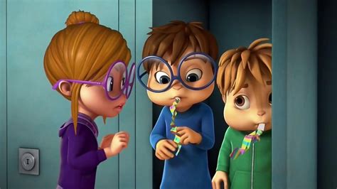 Alvin And The Chipmunks Jeanette And Simon Kiss