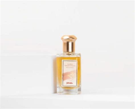 Best Organic, Natural Perfumes In India Under Rs 1500 | Herzindagi