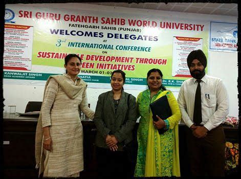 Our Nepalese student Sitashima, Mankirat Singh from MBA, present ...