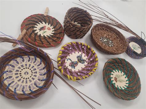 Weaving Baskets From Pine Needles at Terry Haskell blog