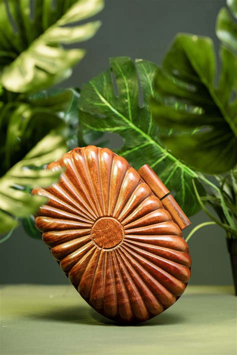 The Royals Hand Carved capsule bag in Acacia wood – Tash Bags