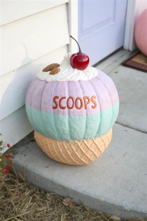 15+ Creative Pumpkin Painting Ideas for Fall Fun