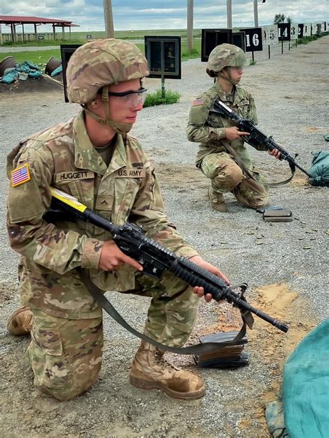 Army Basic Combat Training 的图像结果