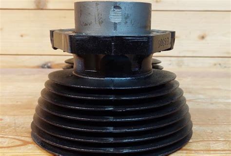 Triumph Cylinder Barrel 650cc 8-Stud Pre Unit, new | BRITISH Only ...