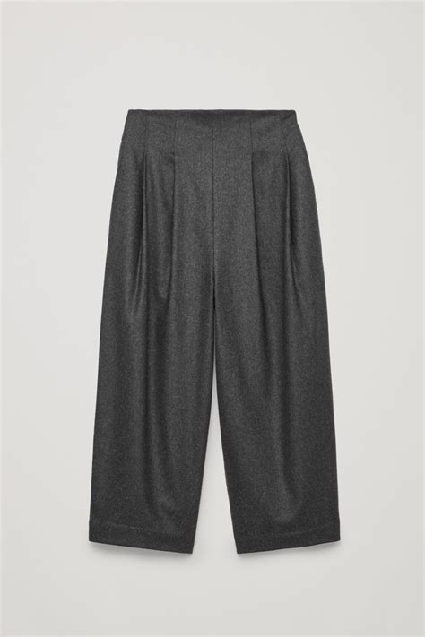 Front image of Cos crop pleated wool trousers in grey | Trousers women ...