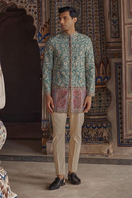 Kalista - Buy Designer Lehengas, Sharara Sets, Sarees Online 2025