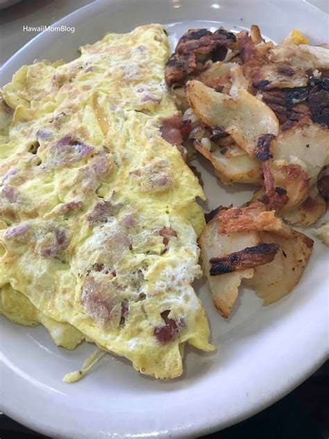 Hawaii Mom Blog: Visit New York: Ritz Diner