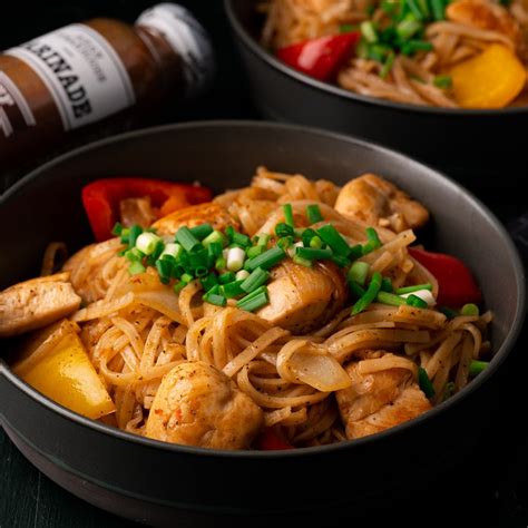 Thai Pepper Garlic Chicken Noodles - Marion's Kitchen