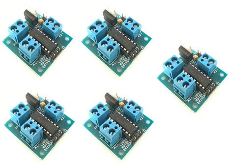 Manushre Manas Enterprises L293D Moto Driver Module for Arduino and DIY ...