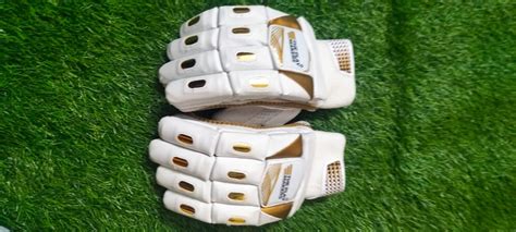 TPM Batting Gloves Elite Plus (Men's Size) 4 colours – ThePlaymakers
