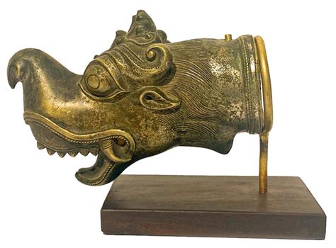 Makara Yazhi (Yali) Palki Finial – Artisera