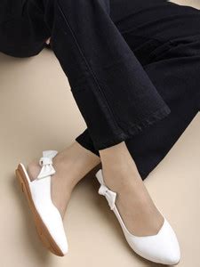 SHOETOPIA Women Bellies - Buy SHOETOPIA Women Bellies Online at Best ...