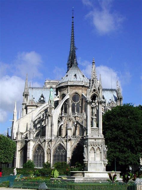 “走近”巴黎圣母院八百年图景：聆听风琴，见证加冕|建筑|巴黎圣母院|教堂_新浪新闻