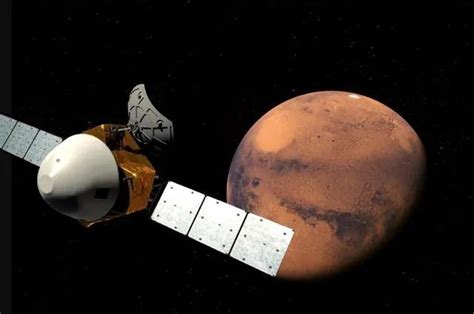 天问一号传回首幅火星图像，上面为啥有高原？照片为啥黑白？_新华报业网