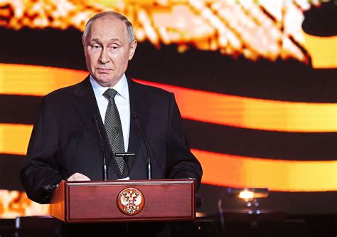 RUSSIAN SLEEPER CELLS ATTACKING AMERICA! | National Enquirer ...