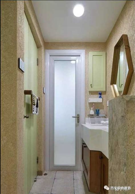 「家装设计」卫生间装修有哪些小技巧？卫生间门套要压过门石吗？_合抱木装修网