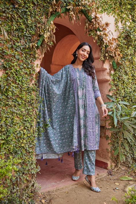 Buy Trendy Hand Block Printed Mul Mul Dupatta At Vishnu