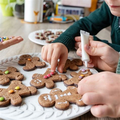 Holiday Cookie Decorating for Kids, Happy Hour for Parents, DRNK Wines ...