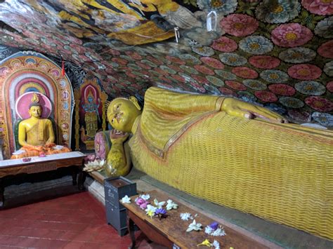 Sri Lanka Religion - Visit Sri Lanka Travel