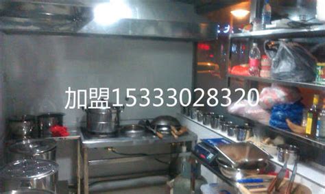 饭店食堂后厨排烟工程包括哪些装置？-行业知识