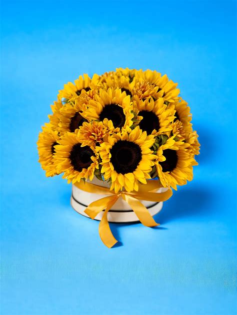 Sunflower Arrangement | Delivery NYC Flower Arrangements