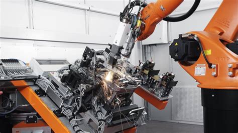 Robotic Welding – Reduce Costs & Boost Quality | KUKA India