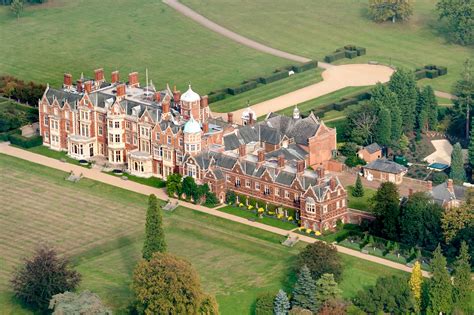 12 Best Things to Do in Norfolk - Escape Norwich on a Road Trip to ...