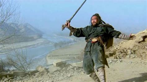 黄河大侠：男子醉酒舞剑，这套剑法实在太帅了，没看过是你的遗憾,影视,武侠,好看视频