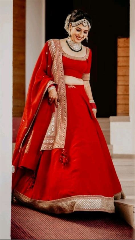 Wedding outfits/Indian outfits/Indian wedding outfits/Bridal outfits/Indian bride