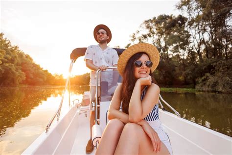 Party Cove Boat Rentals