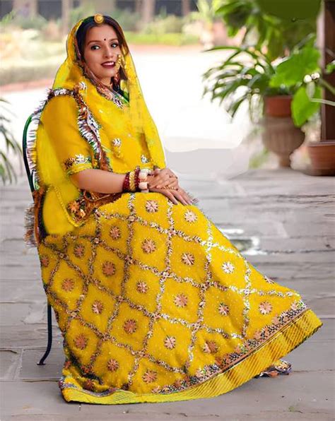 Rajasthani Poshak Womens Lehenga Cholis - Buy Rajasthani Poshak Womens ...