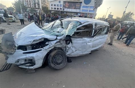 जयपुर में CM भजनलाल के काफिले के दौरान हादसा, 7 पुलिसकर्मी समेत 9 लोग ...