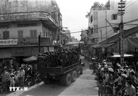 https://media.vietnamplus.vn/images/a01c0e0c6ca85cd3c5d38871d88e83e0daff47d0365c13dfe1af8cae6452119994d9ed5c684051fdfdac0b720946b99395259091531094ad1161dc602327127fcdb57feb901aea868e56e8a402356a73/ttxvn-2104-chien-dich-ho-chi-minh-7.jpg